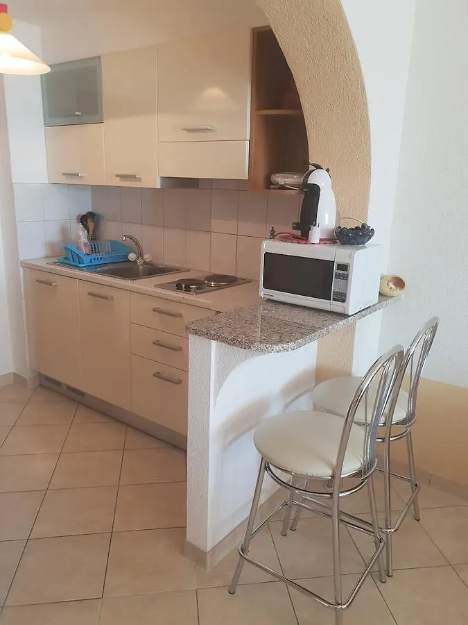 Apartamento Guest House Suzana Omišalj