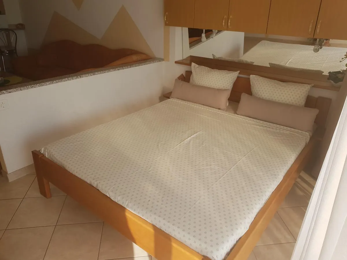 Guest House Suzana Omišalj Croácia